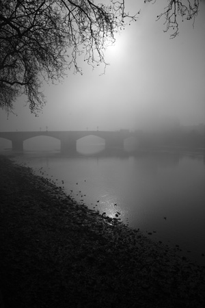 Putney Bridge fog