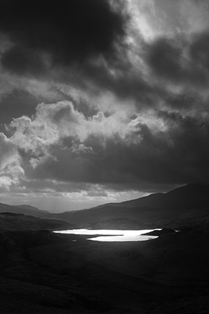 Llyn y Dywarchen, Snowdonia